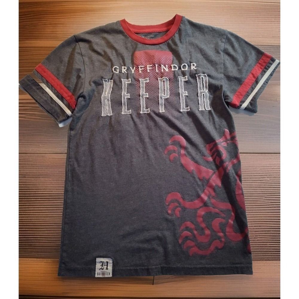 Wizarding World Harry Potter Universal Small Gryffindor Keeper T Shirt 1374